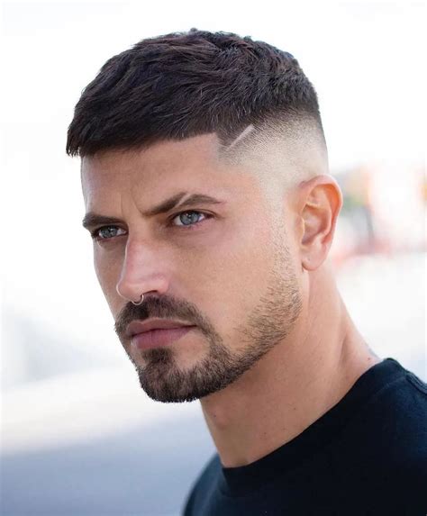 Cuáles son los cortes de cabello para hombres más。